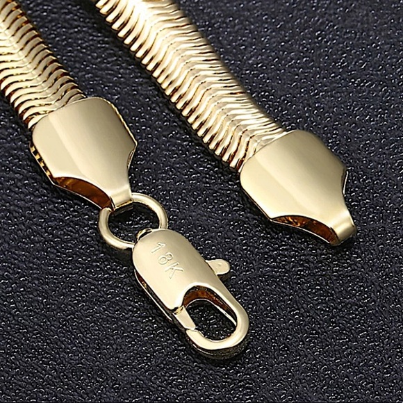 Gold Plated Snake Chain Flat Bracelet - Picture 5 of 8